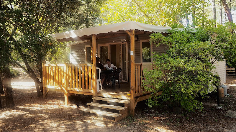 Camping U Mulinacciu : location Bungalow, Mobil Home, piscine avec toboggan aquatique (Corse du Sud, Porto Vecchio)